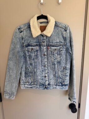 Levi's Jean Jacket - Sherpa Lined - Medium